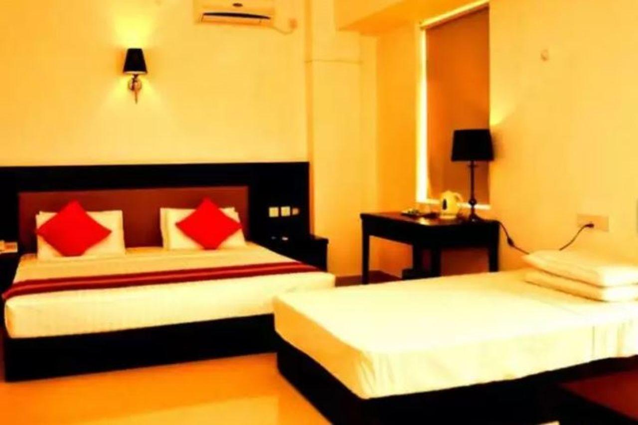 Sai Sea City Hotel Colombo Exterior photo